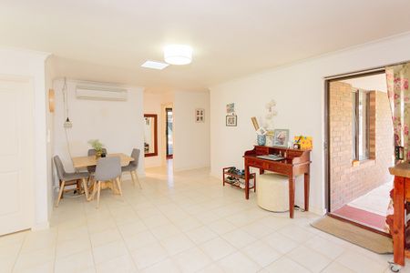 6 Mario Way, Craigie WA 6025 - House For Rent | Domain - Photo 3