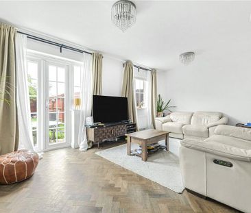 4 bedroom detached house to rent - Photo 2