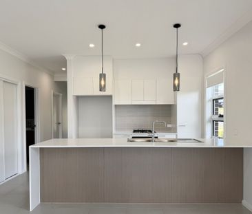 Brand New 3 Bedroom Duplex - Photo 6