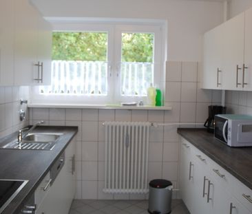 Zuhause auf Zeit – Möblierte 4-Zimmer-Wohnung in ruhiger Lage - Photo 5