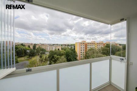 Pronájem 2+1 s balkonem, šatnou, komorou a sklepem na ul. Jílová v Olomouci - Photo 4
