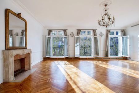 Paris VII - Bourdonnais - Photo 2