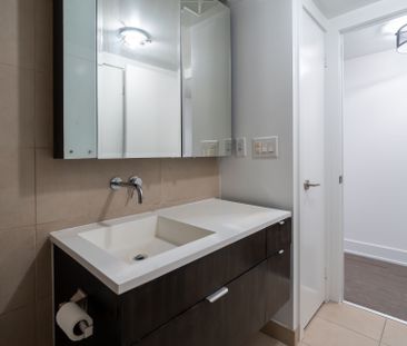 For Lease - 508 WELLINGTON Street Unit# 304, Toronto, Ontario - Photo 2