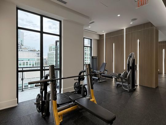 For Lease - 300 Front Street Unit# 1802, Toronto, Ontario - Photo 1