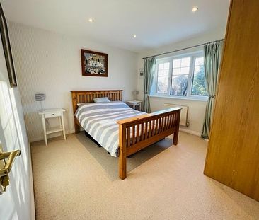 4 bedroom detached house to rent - Photo 4