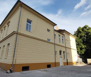 Pronájem bytu 2+1 65 m² - Фото 2