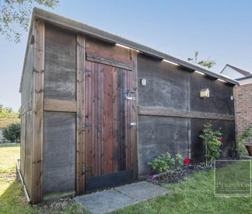 2 bedroom semi-detached house to rent - Photo 5