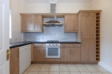 3 bedroom terraced house to rent - Photo 5