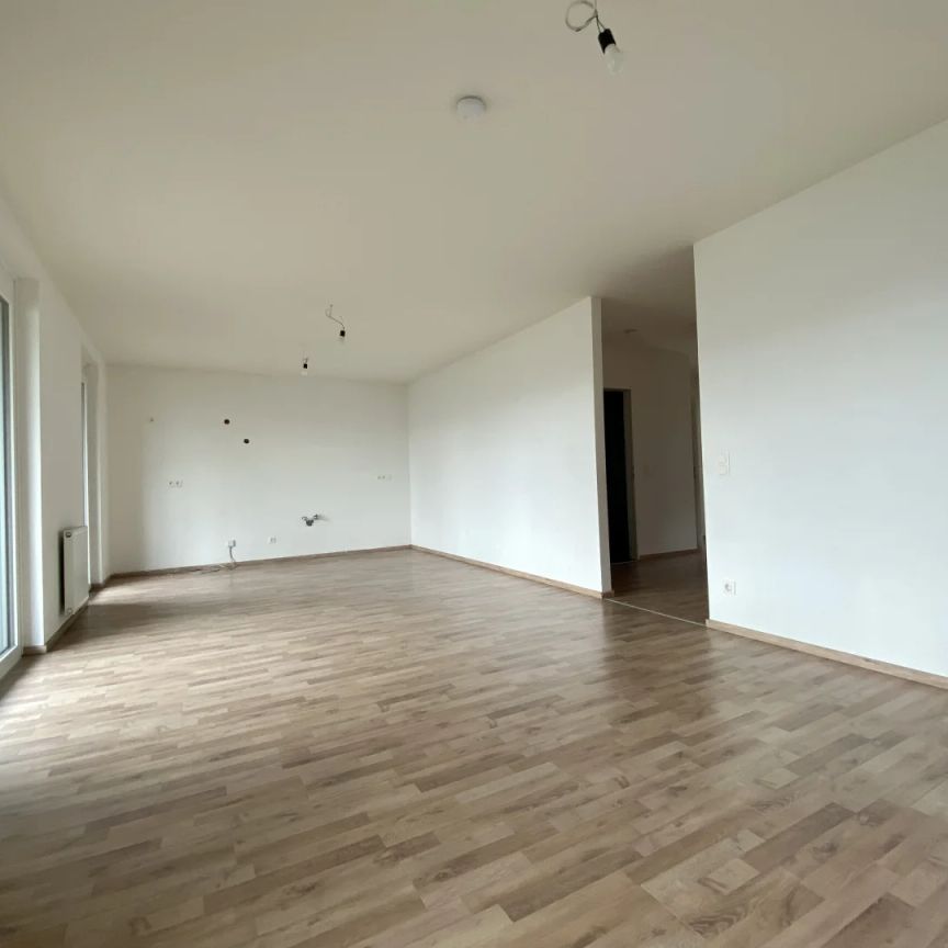 Unbefristete 3-Zimmer-Wohnung mit Loggia! - Photo 1
