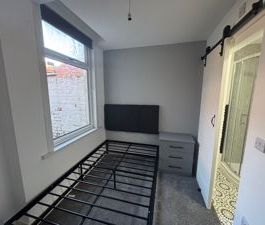 Cadogan Street, Middlesbrough - Photo 5