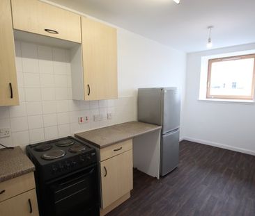 Wishart Archway, City Centre - Photo 3