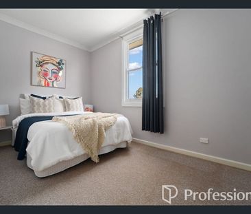 Charming 3-Bedroom Home for Lease in West Bathurst - Photo 4