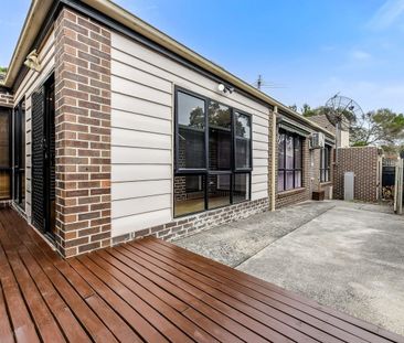 Charming 3-Bedroom Home on Orchard Street - Photo 4