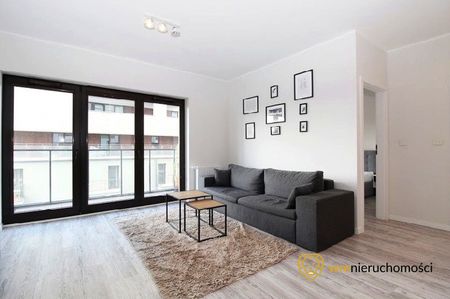 Przestronne mieszkanie 2-pokojowe, 73m2 - Kromera - Zdjęcie 3