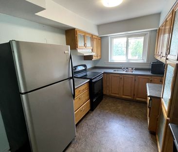 For Lease - 36 Essex Street Unit# B, Guelph, Ontario - Photo 2