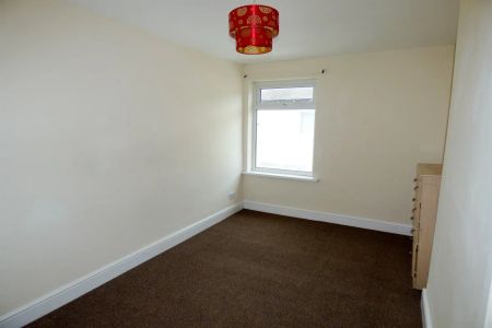 2 bed house to rent in Victor Street, Chester-Le-Street, DH3 - Photo 2