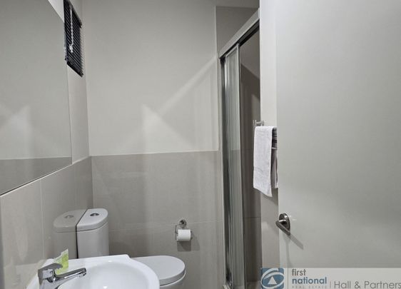 Hotel style living - Photo 1