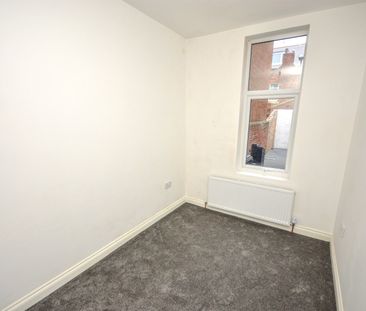 2 bed flat to rent in St Vincent Street, South Shields, NE33 - Photo 6