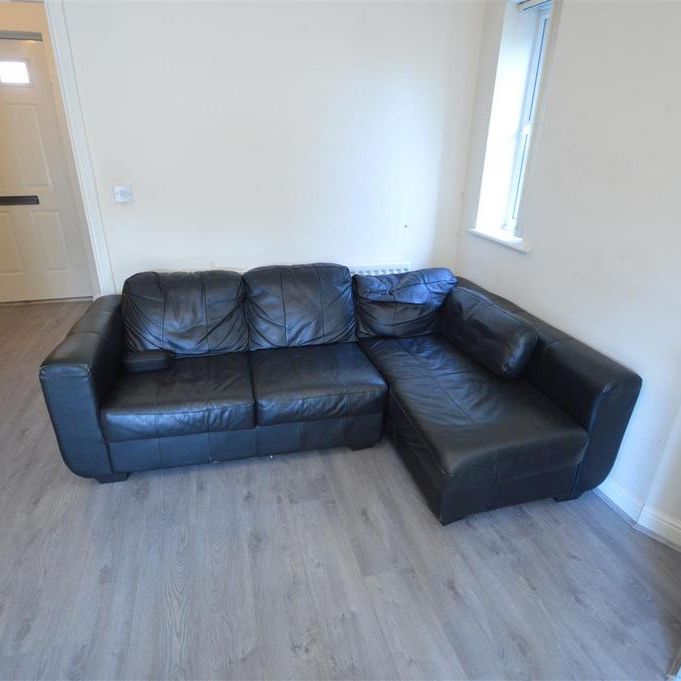 4 bedroom townhouse to rent - Photo 1