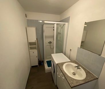 Location Appartement 1 pièce 22m² CHERBOURG-EN-COTENTIN 50100 - Photo 5