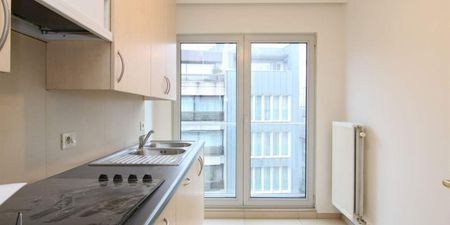 Appartement te huur in Kortrijk voor € 770 met 2 slaapkamers - Foto 5