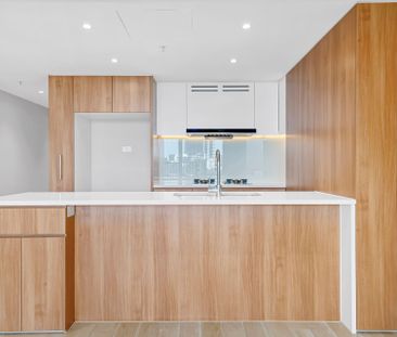 Immaculate Waterfront Living - Photo 4