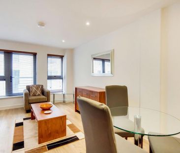 1 bedroom flat to rent - Photo 2