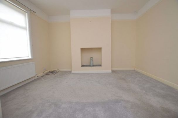 2 Bedroom Terraced House - Photo 1