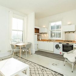 West Cliff, Whitstable, CT5 1DN, Kent - Photo 3