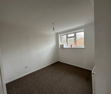 3 Bed Semi-Detached House, Dunsmore Road, LU1 - Photo 5