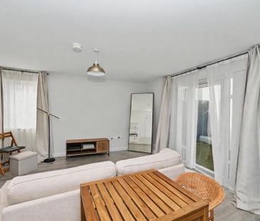 Apt 1, 39 Dundela Crescent, Belfast, BT4 3BN - Photo 4