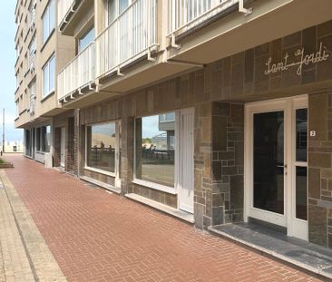 Smaakvol gemeubeld appartement met uitstekende ligging in het centrum van Oostduinkerke-bad en vlakbij de Zeedijk! - Foto 3