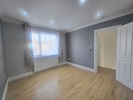 Elstree Gardens, Edmonton, N9, Property for rent - Photo 2