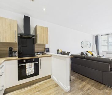 Mint Drive, Hockley - Photo 1