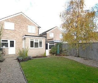 3 bedroom detached house to rent - Photo 1