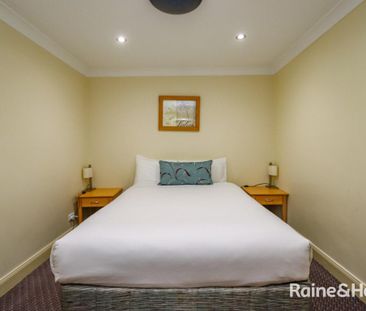 Fully Furnished 3 bedroom Semi located in CBD. Available 23.12.2025 - Photo 6