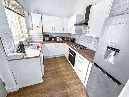 Warwick Street, Heaton, Newcastle upon Tyne, Tyne and Wear, NE6 5AR - Photo 5