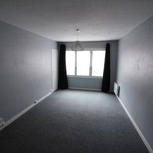 Location Appartement 1 pièce 28m² - Photo 2