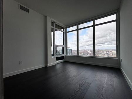 For Lease - 1 Concord Cityplace Way Unit# 6501, Toronto, Ontario - Photo 3