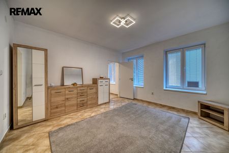 Pronájem bytu 2+1 v osobním vlastnictví 47 m², Poděbrady - Photo 2