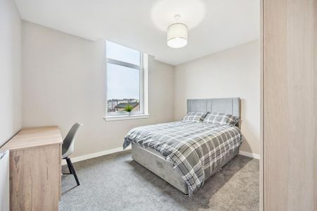 3 bedroom apartment to rent - Photo 2