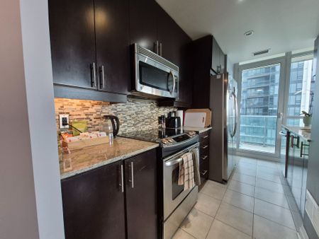For Lease - 1055 Southdown Road Unit# 811, Mississauga, Ontario - Photo 5