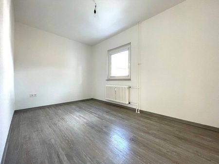 Frisch renovierte 3-Zimmer Wohnung im EG - Foto 5