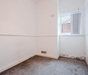 3 bedroom end of terrace house to rent - Photo 5