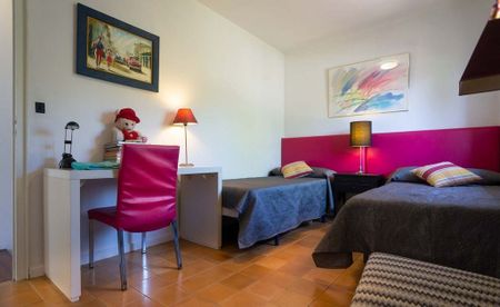 3 room luxury Detached House for rent in Seville, Andalusia - Photo 4