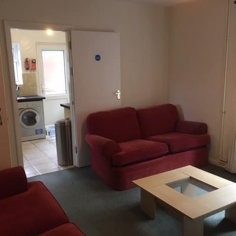 Manton Road, Brighton - Photo 1