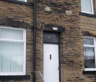 3 Bed - Fieldhead Street, Bradford, Bd7 - Photo 1