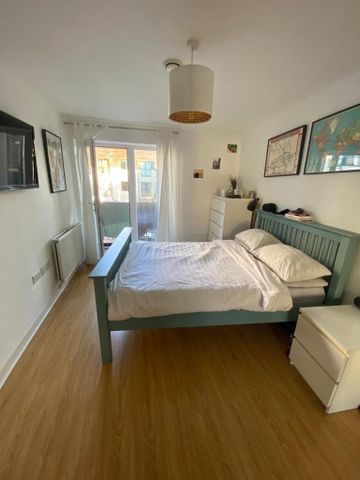 2 bedroom flat to rent - Photo 3