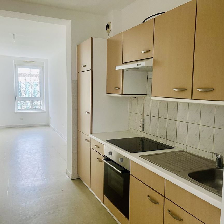 Location Appartement 2 pièces 48m² MONT ST MARTIN 54350 - Photo 1