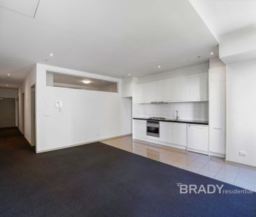 905/270 King Street, Melbourne - Photo 1